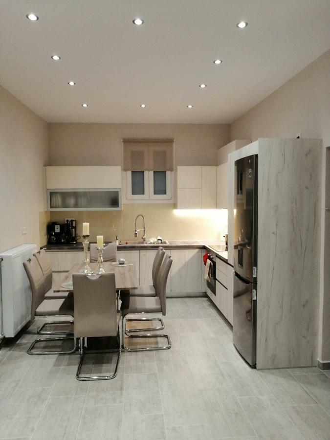 Olive Grove Deluxe Apartment Agnitsini Ngoại thất bức ảnh