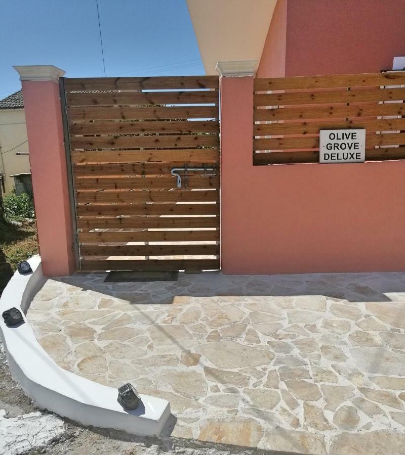 Olive Grove Deluxe Apartment Agnitsini Ngoại thất bức ảnh